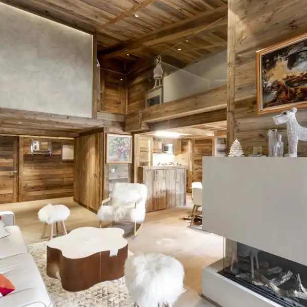 MAGNIFICENT DUPLEX APARTMENT