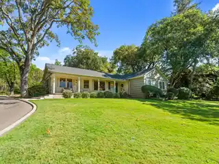 Versatile Property with Golf Course Frontage