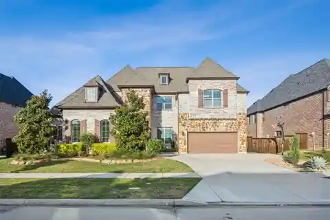 Beautifully Upgraded Shaddock Home