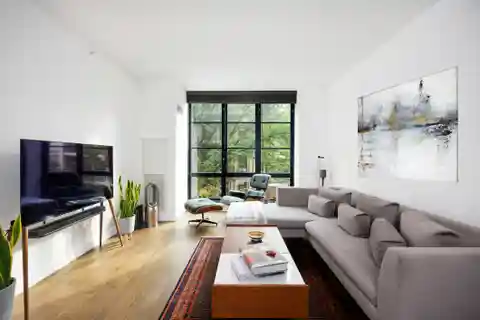Two Bedroom Chelsea Refuge