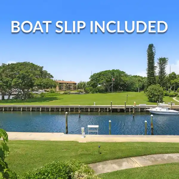 RARE TOWNHOME IN OLD PORT COVE