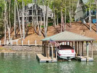 Turnkey Waterfront Retreat