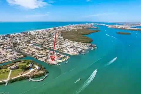 Vacant Bay-Front Lot