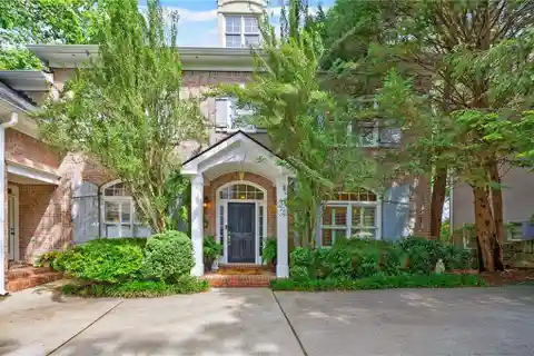 Charming Home in Sought-after Crestwicke
