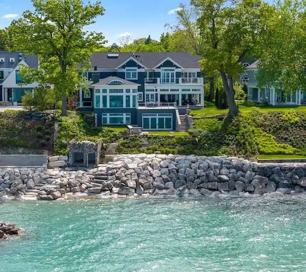 TURNKEY PERFECT BEACH HOUSE