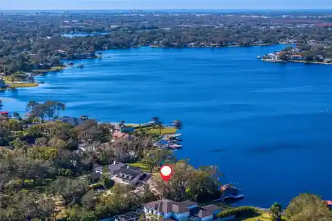 Elegant Estate on Lake Carroll