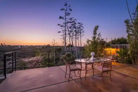 Stunning Panoramic Canyon and Sunset Views