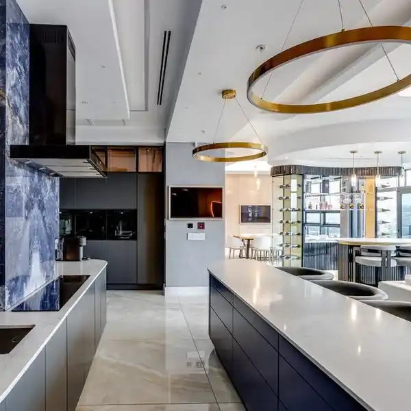 OPULENT LUXURY PENTHOUSE
