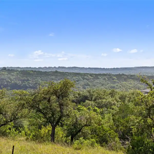 INCREDIBLE OPPORTUNITY IN SPANISH OAKS