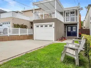 Gorgeous Golden Hills Home