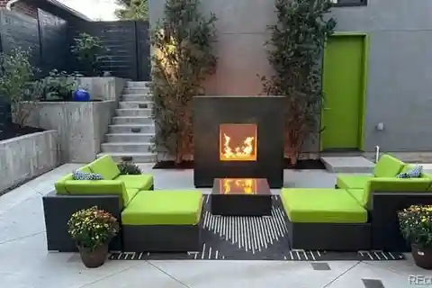 Modern Lohi Showpiece with Designer Finishes