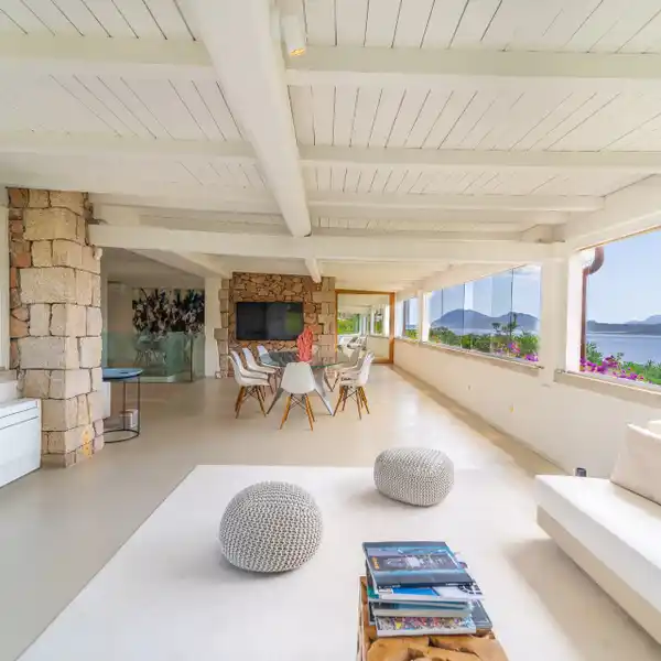 PUNTA LADA VILLA WITH STUNNING VIEWS