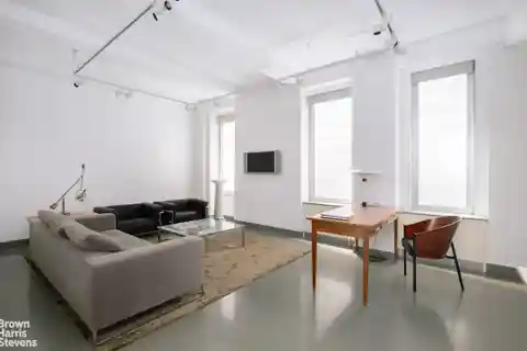 Spacious Living Room Perfect for Entertaining