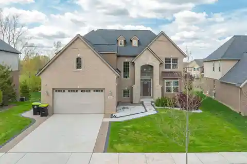Beautiful Fully Renovated Brick Colonial