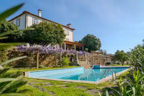 Beautifully Renovated Country House