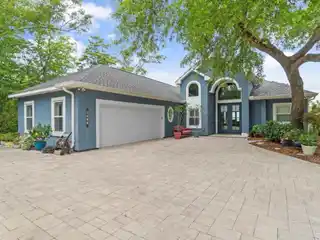 Waterfront Bliss with Boathouse