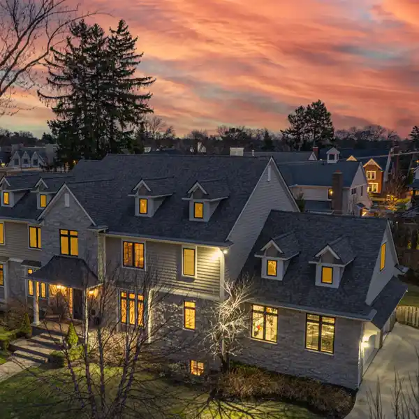INCREDIBLE NEWER CONSTRUCTION