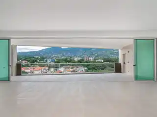 Heights Apartment at Central Park Escazú