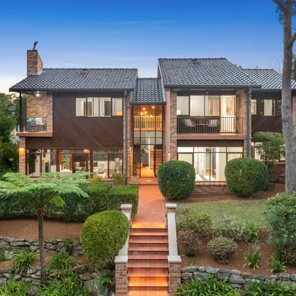 IMPRESSIVE FULL BRICK HOME