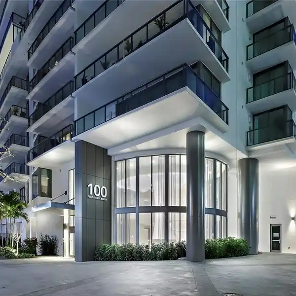 STYLISH SKY RESIDENCE