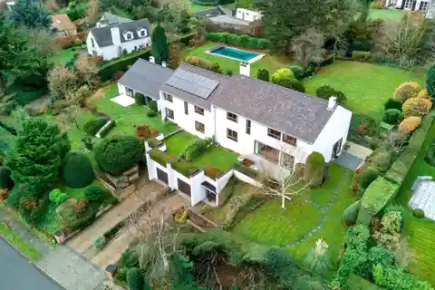 Two Villas on Magnificent Grounds