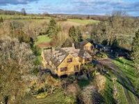 SUBSTANTIAL HOME ON THE EDGE OF THE VILLAGE OF SWERFORD
