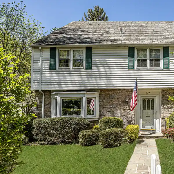 CHARMING AND SPACIOUS COLONIAL FULL OF CHARACTER