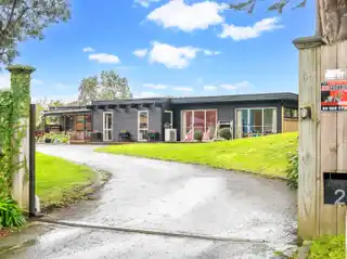 Private Family Oasis with Massive Garaging