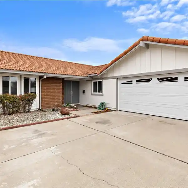 BEAUTIFULLY REMODELED SINGLE-STORY HOME
