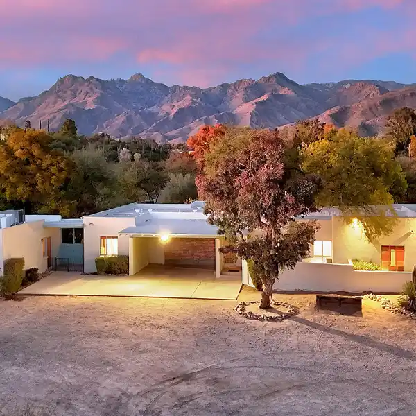 10-PLUS-ACRE PROPERTY WITH A RICH HISTORY
