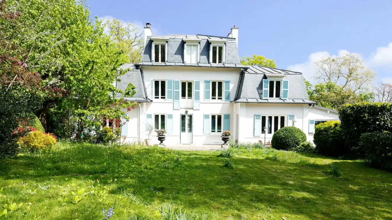 Country Home with a Rich History