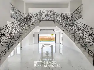 Elegant Contemporary Villa