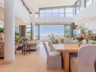 V&a Waterfront Penthouse