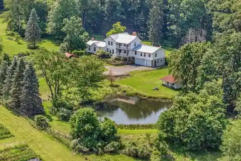 Redesigned Farmhouse Retreat on 20 Scenic Acres