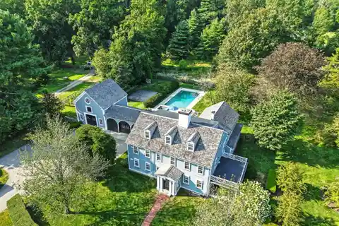 Historic Norwell Estate with Equestrian Amenities