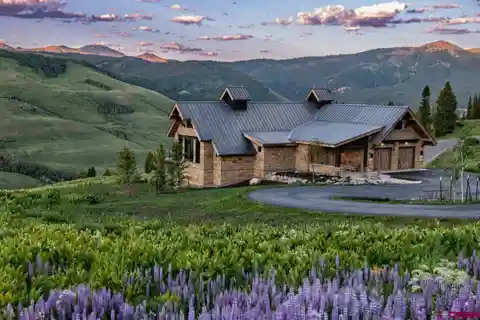 Masterpiece in the Prospect Subdivision