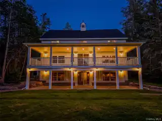 An Heirloom of American Craftsmanship Reimagined for Modern Luxury