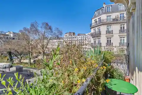 Bright Apartment in Perfect Condition