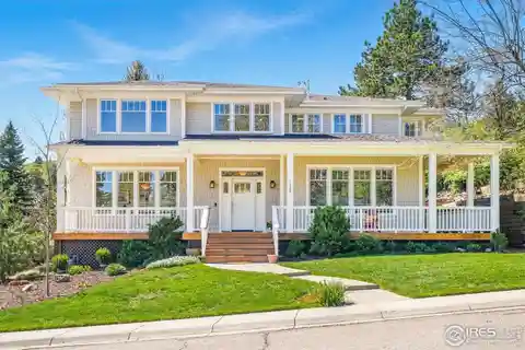Charming Craftsman in the Heart of Chautauqua