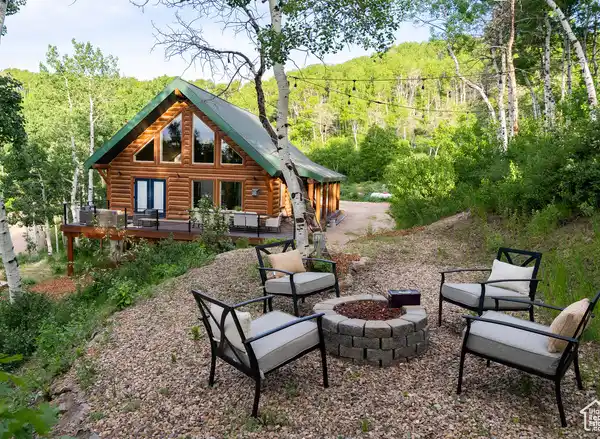 ULTIMATE MOUNTAIN RETREAT