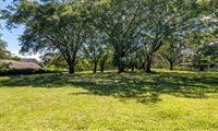 GRAND PRIVATE LOT