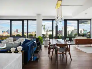 Gorgeous Full-Floor Condo