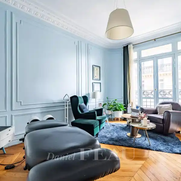 EFFICIENT FOURTH FLOOR APARTMENT