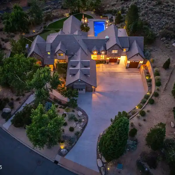 METICULOUSLY RENOVATED HOME ON AN EXPANSIVE LOT