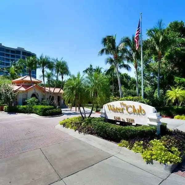 LONGBOAT KEY LUXURY WATERFRONT LIVING