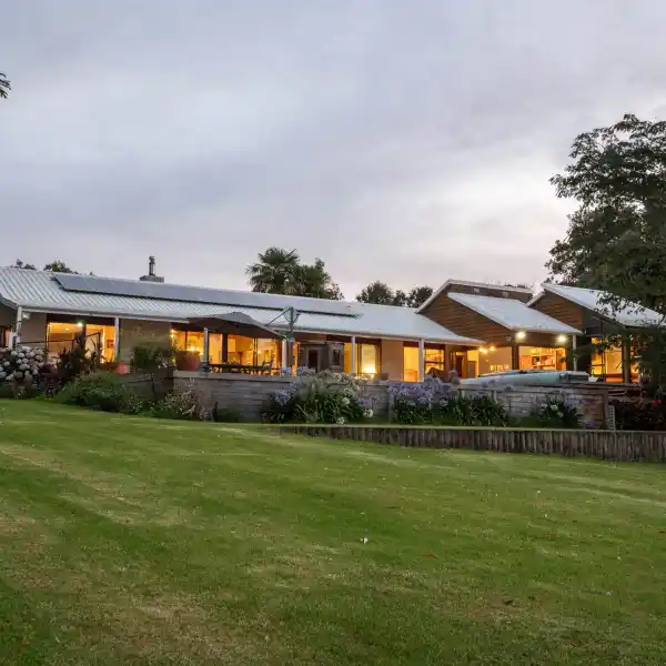 STUNNING WATERFRONT PROPERTY