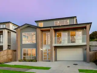 Multi-Generational Living with Scenic Outlook