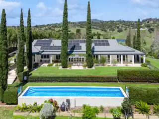 Breathtaking Five-Acre Lifestyle Estate