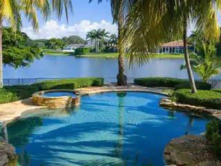 Luxury Mediterranean-Style Residence in Long Lake Estates