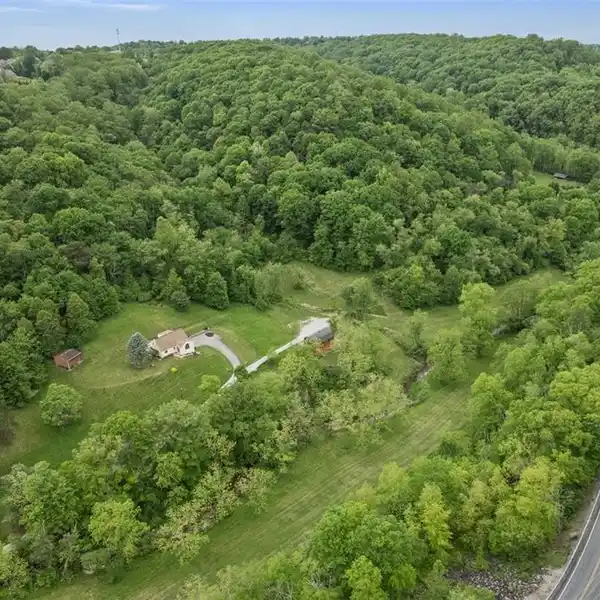 MAGNIFICENT 29.8-ACRE PROPERTY